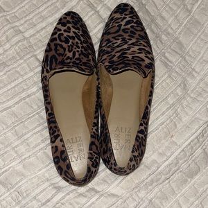 Dress flats